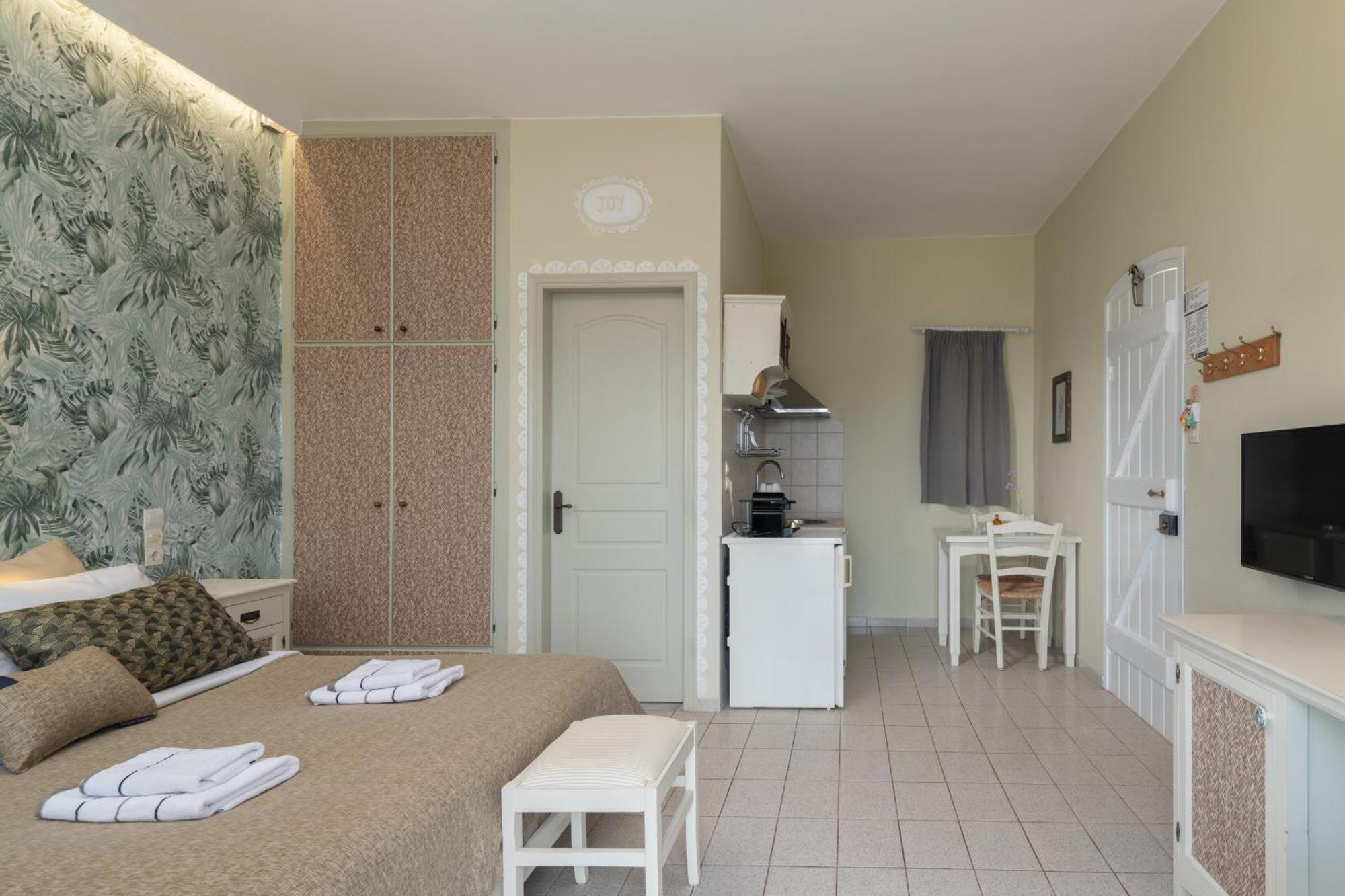 Appart hôtel Adrakos (adults Only)